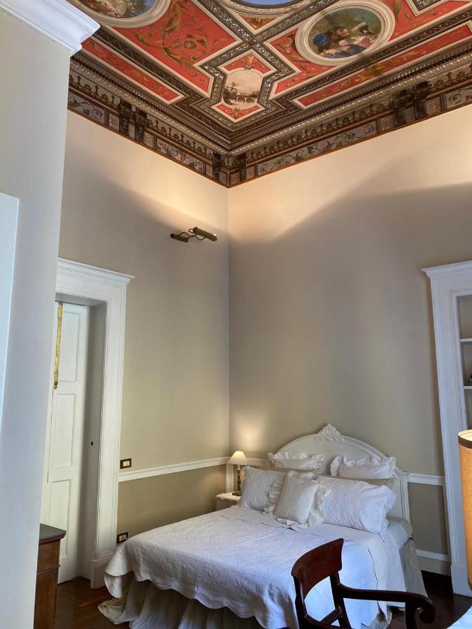Le Sorelle Duomo نابولي المظهر الخارجي الصورة